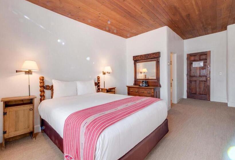 スタンダードルーム, The Historic Taos Inn