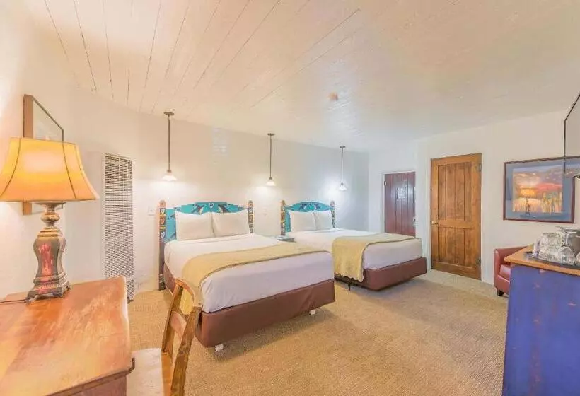 デラックスルーム, The Historic Taos Inn