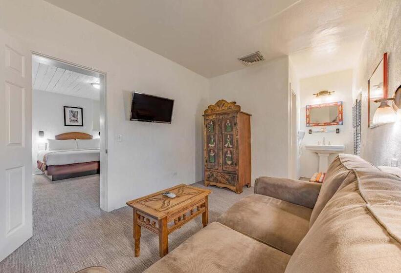キングサイズベッドのスイートルーム, The Historic Taos Inn