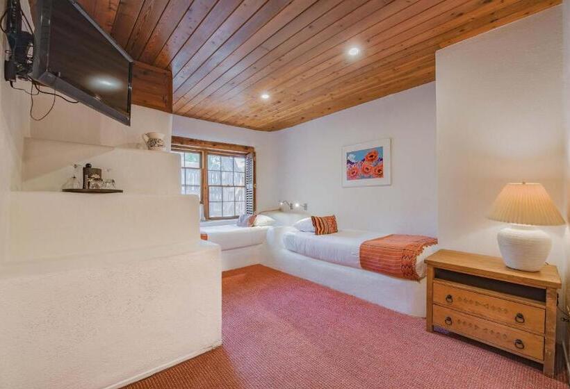 Номер Стандарт, The Historic Taos Inn