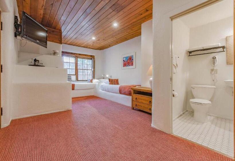 スタンダードルーム, The Historic Taos Inn