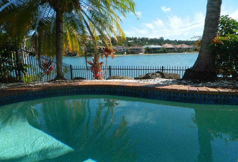 Вилла 4 Спальни, Isle Of Palms Resort