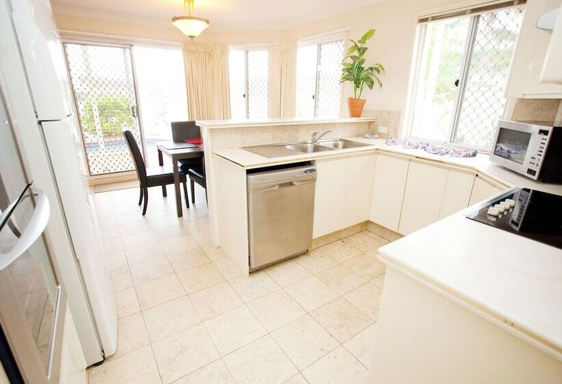 Вилла 4 Спальни, Isle Of Palms Resort