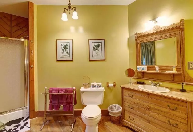スタンダードルーム, Margaretville Mountain Inn B&b
