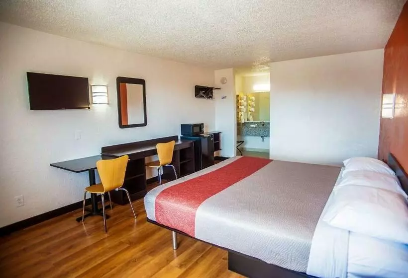 Standard-invahuone King-vuode, Motel 6corsicana, Tx