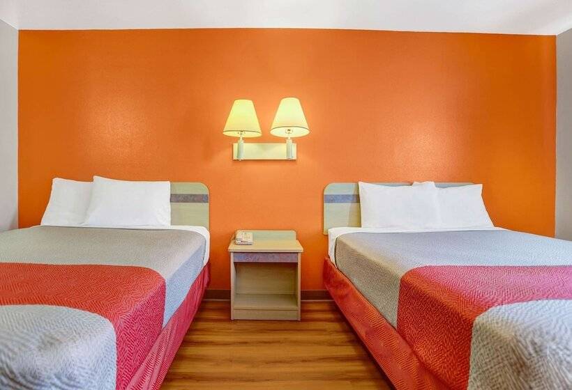 غرفه قياسيه سريرين مزدوجين, Motel 6espanola, Nm