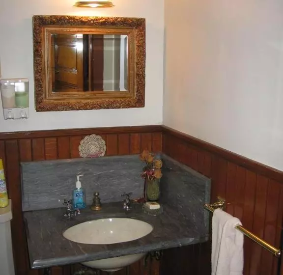 Standard Yhden Hengen Huone, Olde Judge Mansion B&b