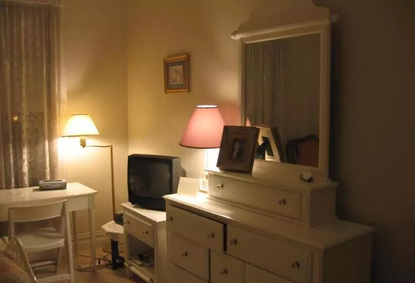 Standard Yhden Hengen Huone, Olde Judge Mansion B&b