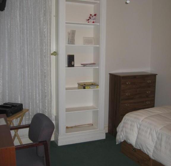 标准单人间, Olde Judge Mansion B&b