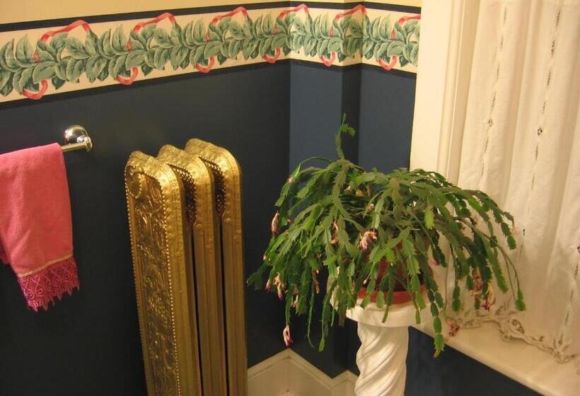 标准间, Olde Judge Mansion B&b