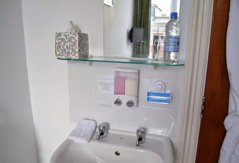 Standard Yhden Hengen Huone, Carrington Guest House