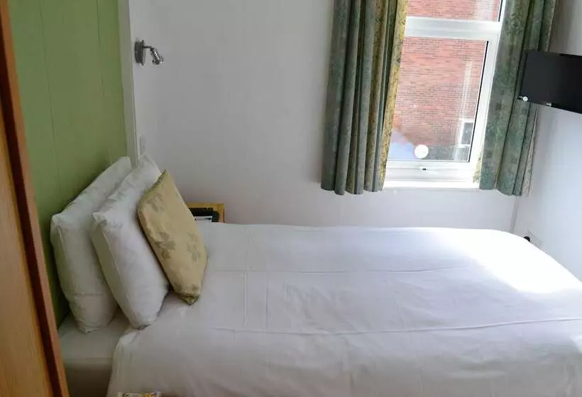 Standard Yhden Hengen Huone, Carrington Guest House