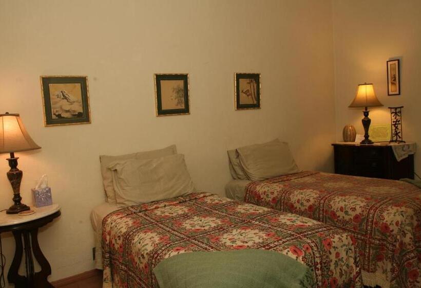 Стандартный Номер Кровать Кинг, Spirit Tree Inn B&b