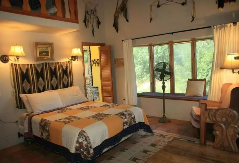 スーペリアールーム, Spirit Tree Inn B&b