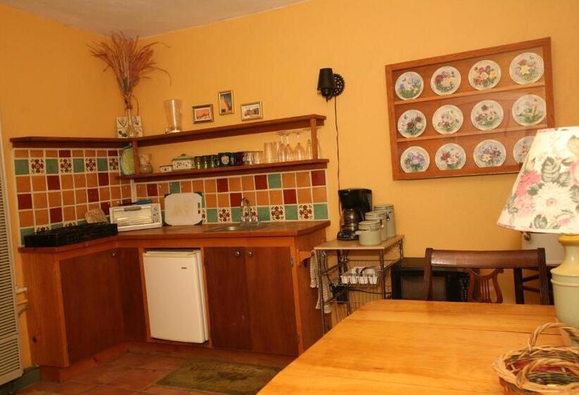 Дом 1 Спальня, Spirit Tree Inn B&b