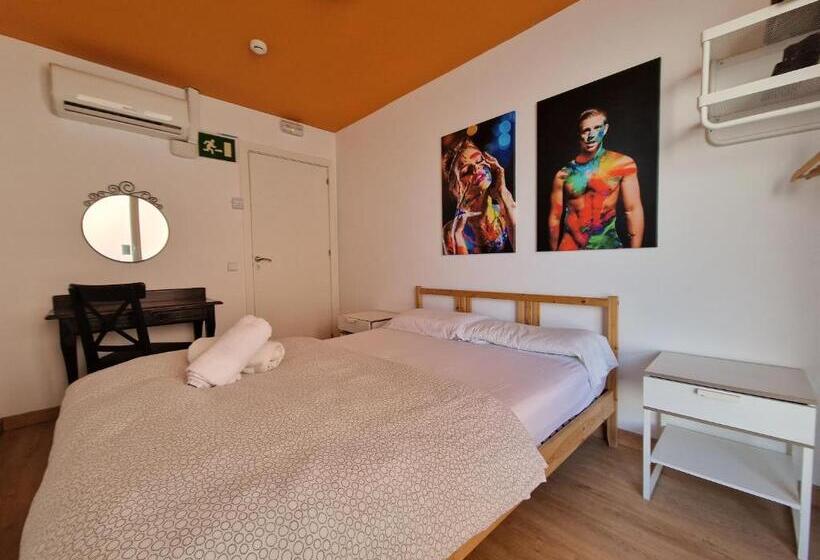 Номер Комфорт, Arc House Barcelona