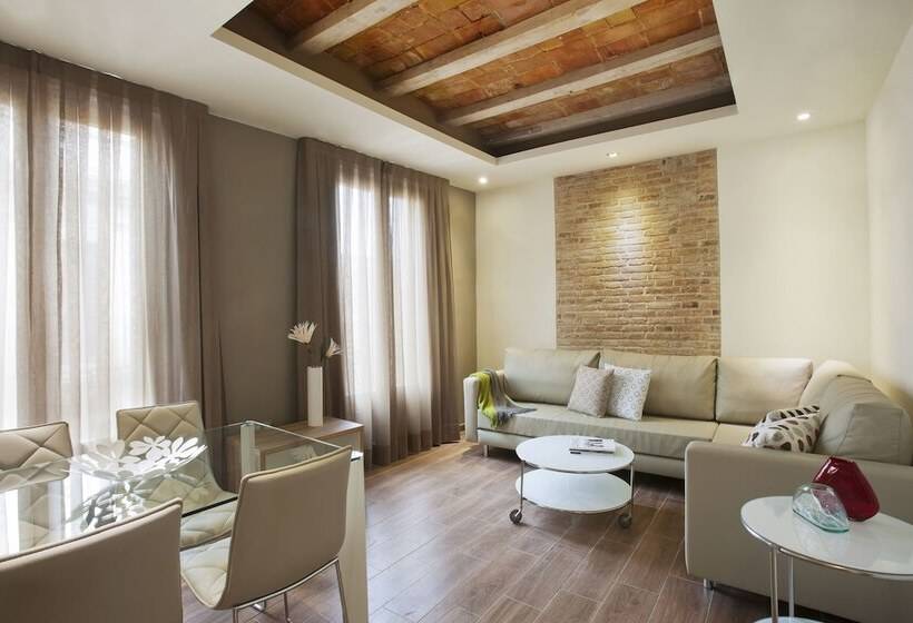 آپارتمان مدیریتی 2 خوابه, Barcelona Apartment Milà