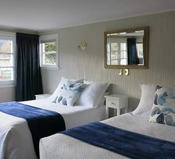 Superior-huone, Cheltenham House