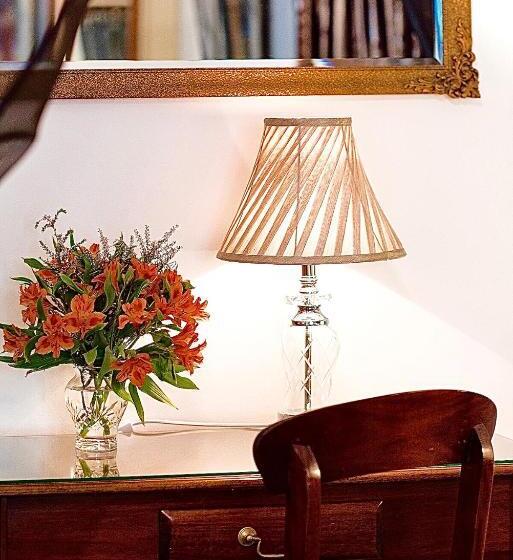 اتاق استاندارد با تخت بزرگ, Kurrajong House