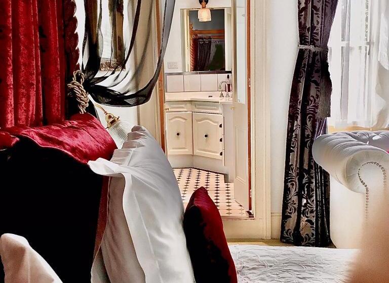 스탠다드 룸 킹사이즈 침대, Kurrajong House