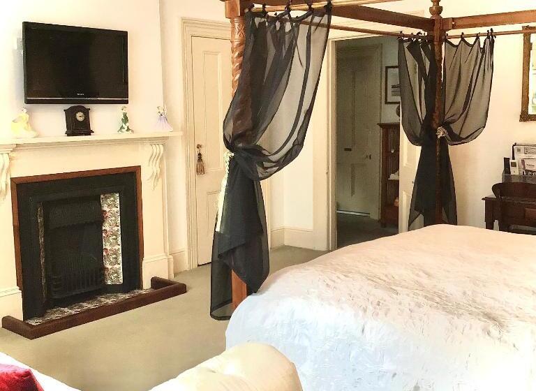 اتاق استاندارد با تخت بزرگ, Kurrajong House