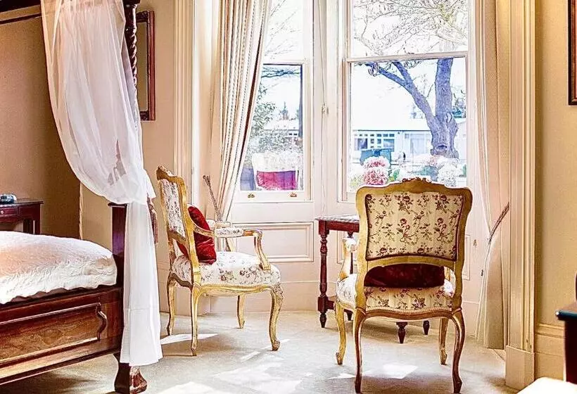 اتاق استاندارد با تخت بزرگ, Kurrajong House