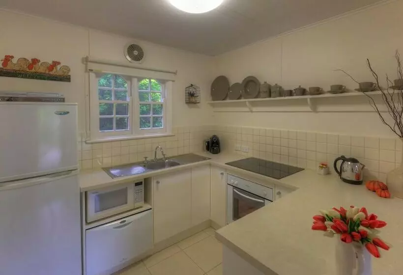 庭の見える1ベッドルームアパートメント, Chestnut Tree Holiday Units