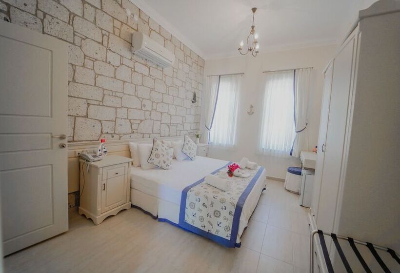 جناح, Alacati Marina Palace