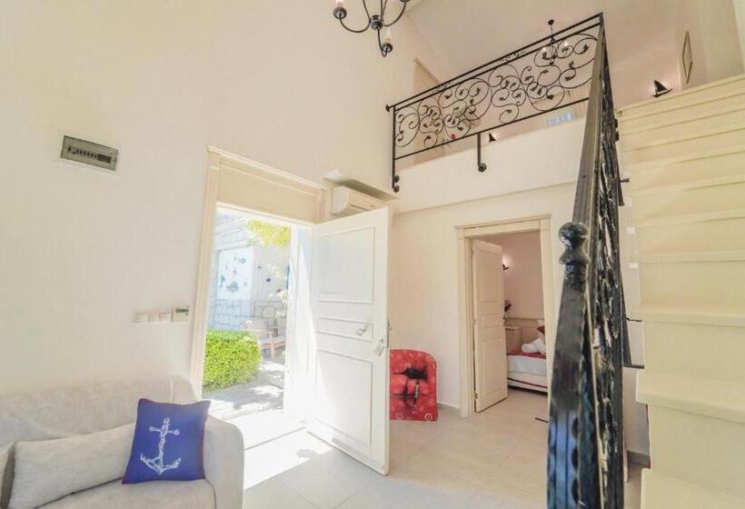 غرفة عائلية, Alacati Marina Palace