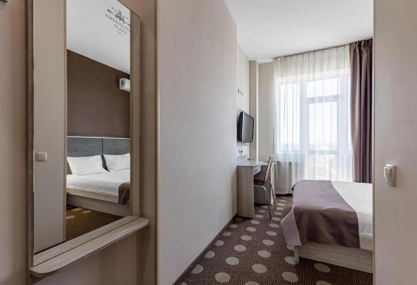 اتاق اکونومی, Ambassador Plaza