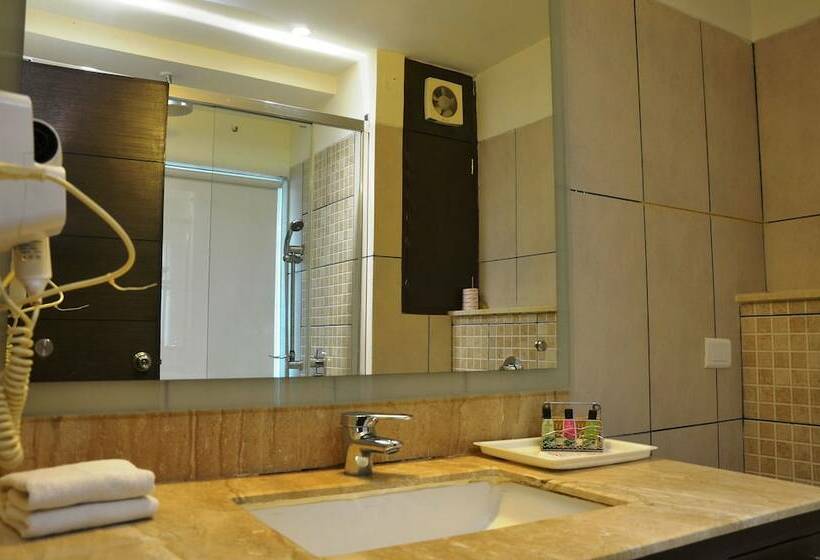 Номер Executive, Aquamarine