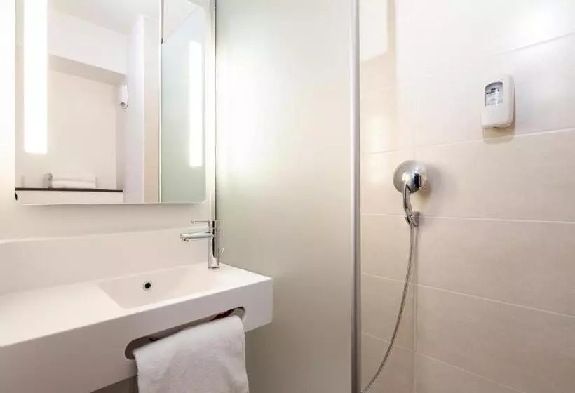 スタンダード４人部屋, B&b Hotel Dunkerque Centre Gare