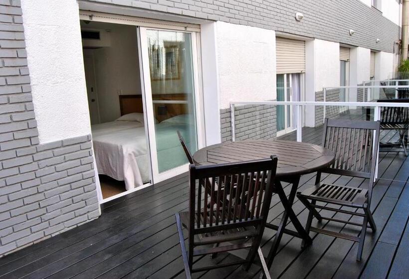 스탠다드 트리플 룸, Castilla