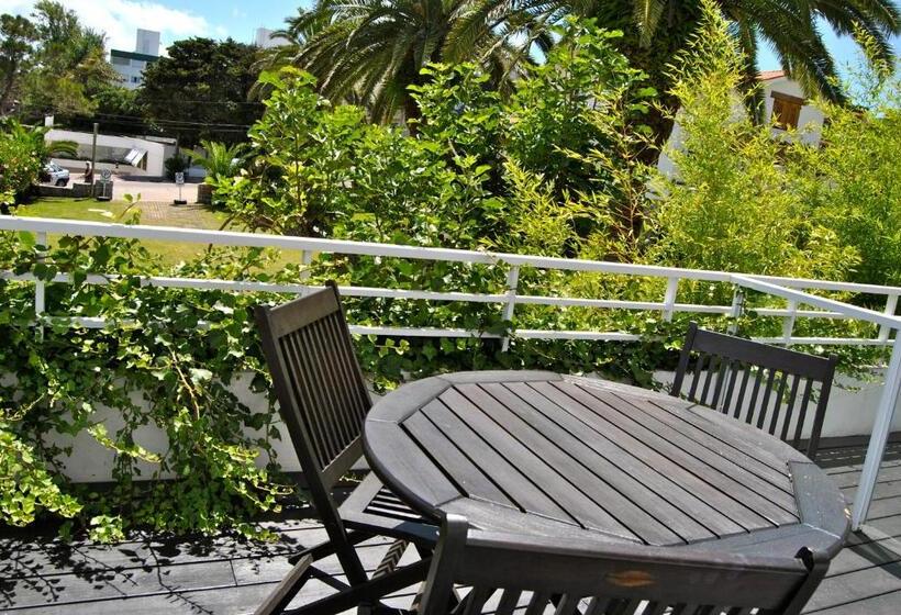 스탠다드 트리플 룸, Castilla