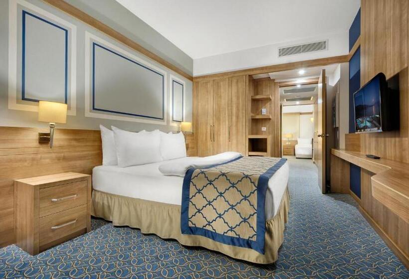 家庭间, La Blanche Island Bodrum