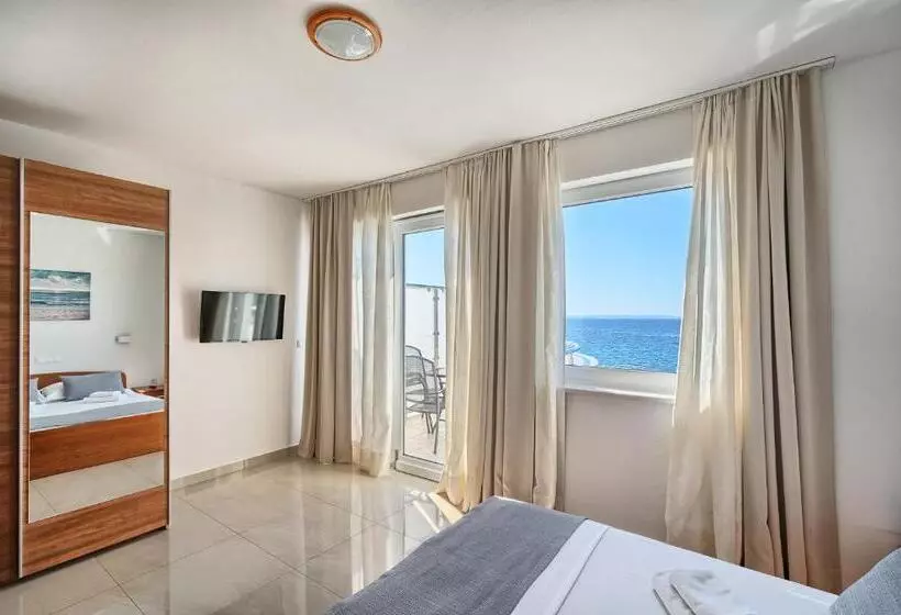 اتاق استاندارد چهار تخته با چشم‌انداز دریا, Sunset Split Rooms