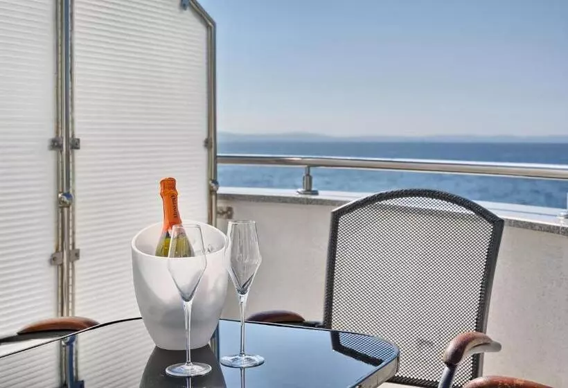 اتاق سوپریور چهار تخته, Sunset Split Rooms