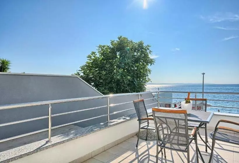 اتاق سوپریور چهار تخته, Sunset Split Rooms