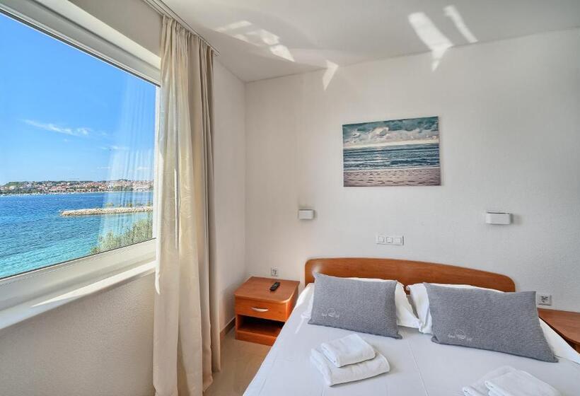 חדר סופריור לארבעה, Sunset Split Rooms