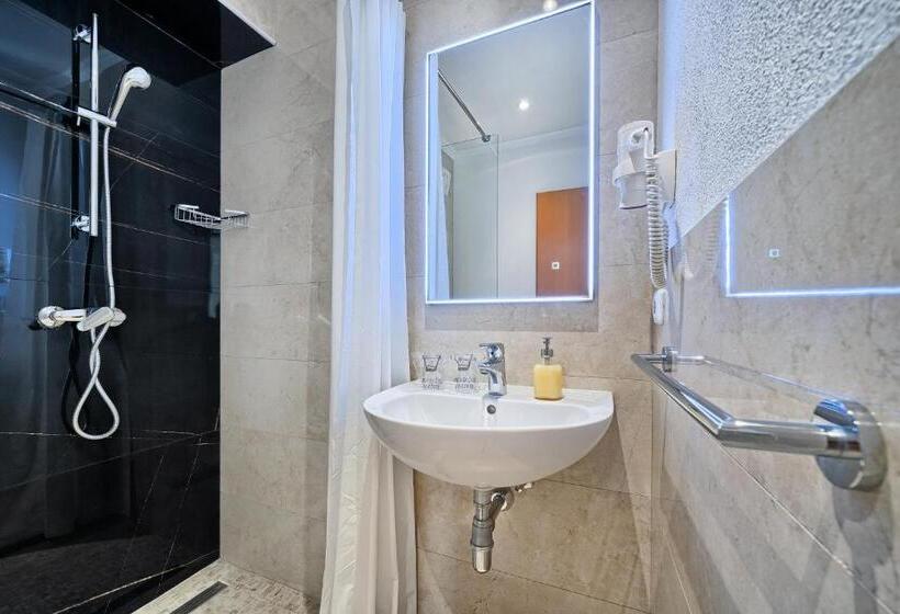 Номер Deluxe с Балконом, Sunset Split Rooms