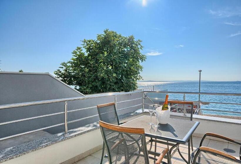 스탠다드 4인용 룸 바다전망, Sunset Split Rooms