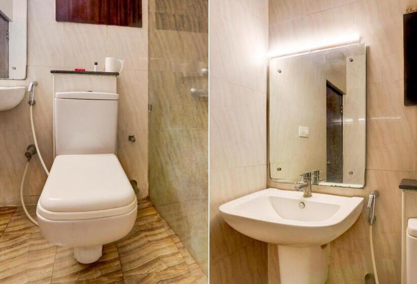 Трехместный Номер Deluxe, Super Townhouse Oak Madhapur Nera Regency
