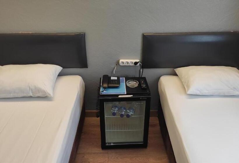 اتاق استاندارد سه نفره, Torun Istanbul Old City