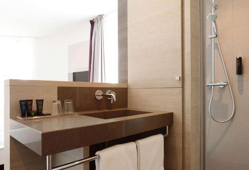 Номер Комфорт, Vienna House Easy By Wyndham Osnabrück & Apartments