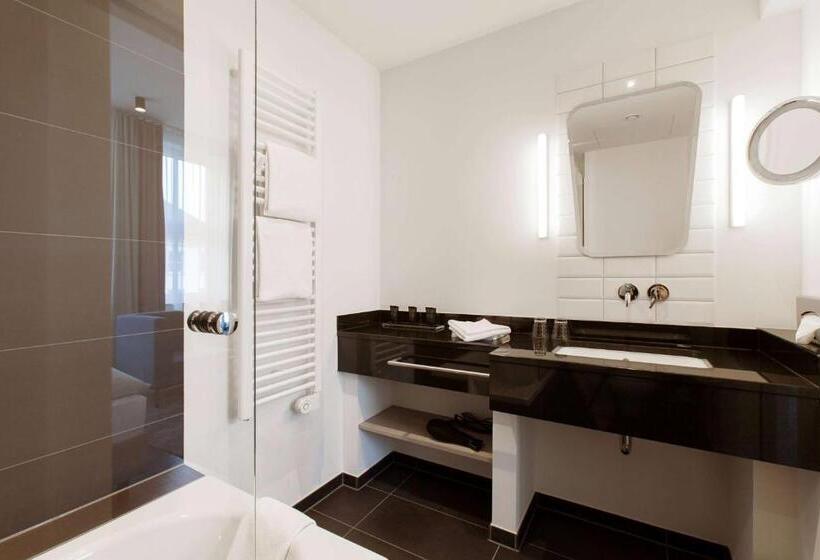 Номер Комфорт, Vienna House Easy By Wyndham Osnabrück & Apartments