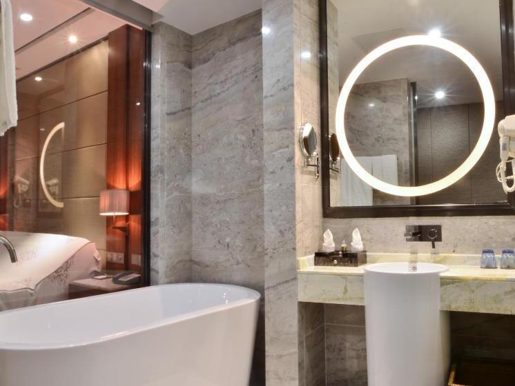 اتاق اجرایی با تخت بزرگ, Zhuhai Palm Spring