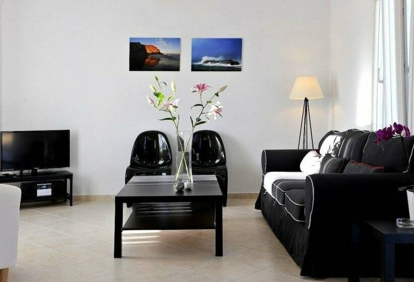 فيلا غرفة نوم واحدة مطلّة علي البحر, Blue Mare Villas