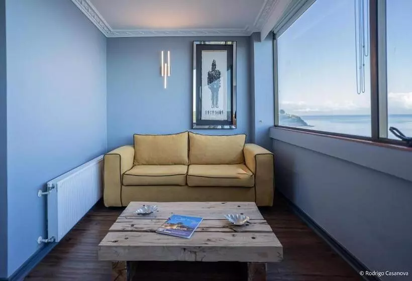 سوییت جونیور با چشم‌انداز دریا, Gran Hotel Versalles Puerto Montt
