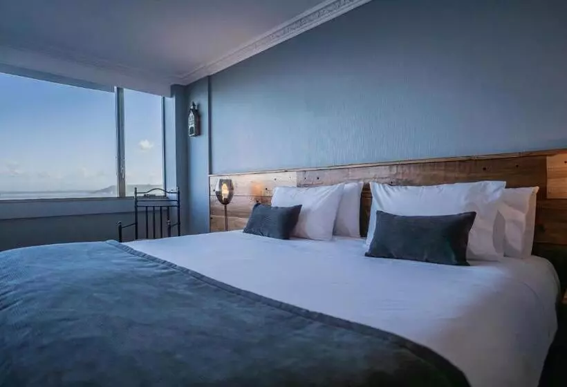 سوییت جونیور با چشم‌انداز دریا, Gran Hotel Versalles Puerto Montt