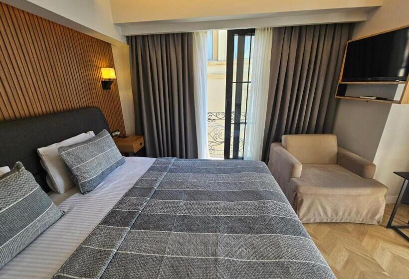 اتاق استاندارد, Anthemis